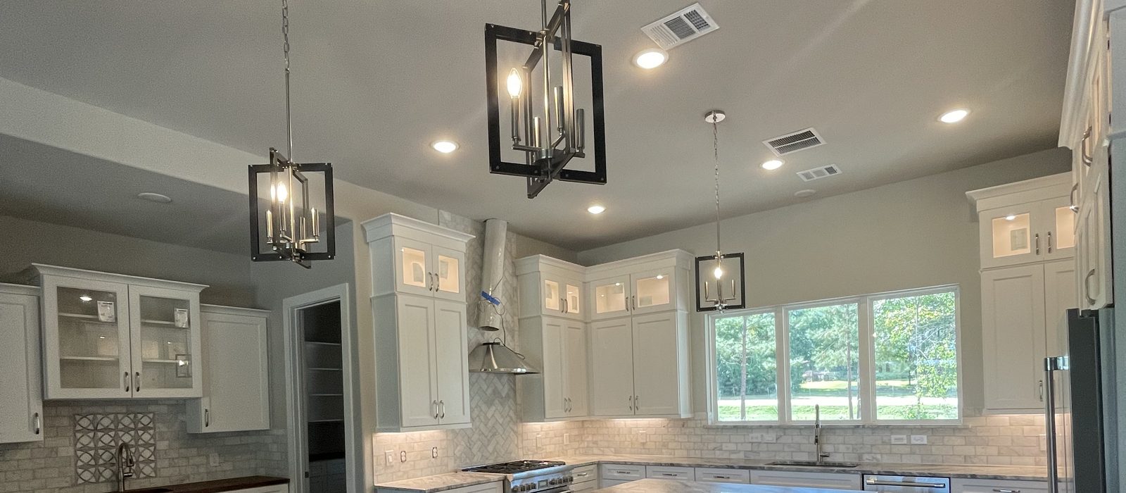 A finished Haven kitchen in the Cypress area