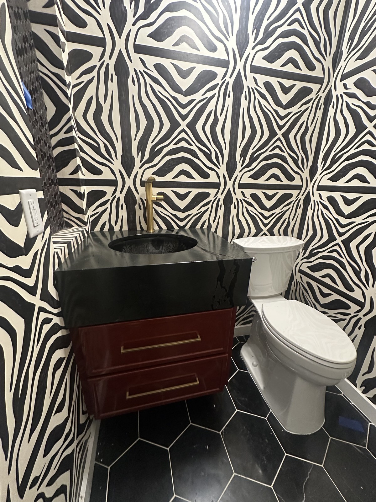 Tiled vs. Prefab Shower: How to Choose the Right Shower for Your Bathroom