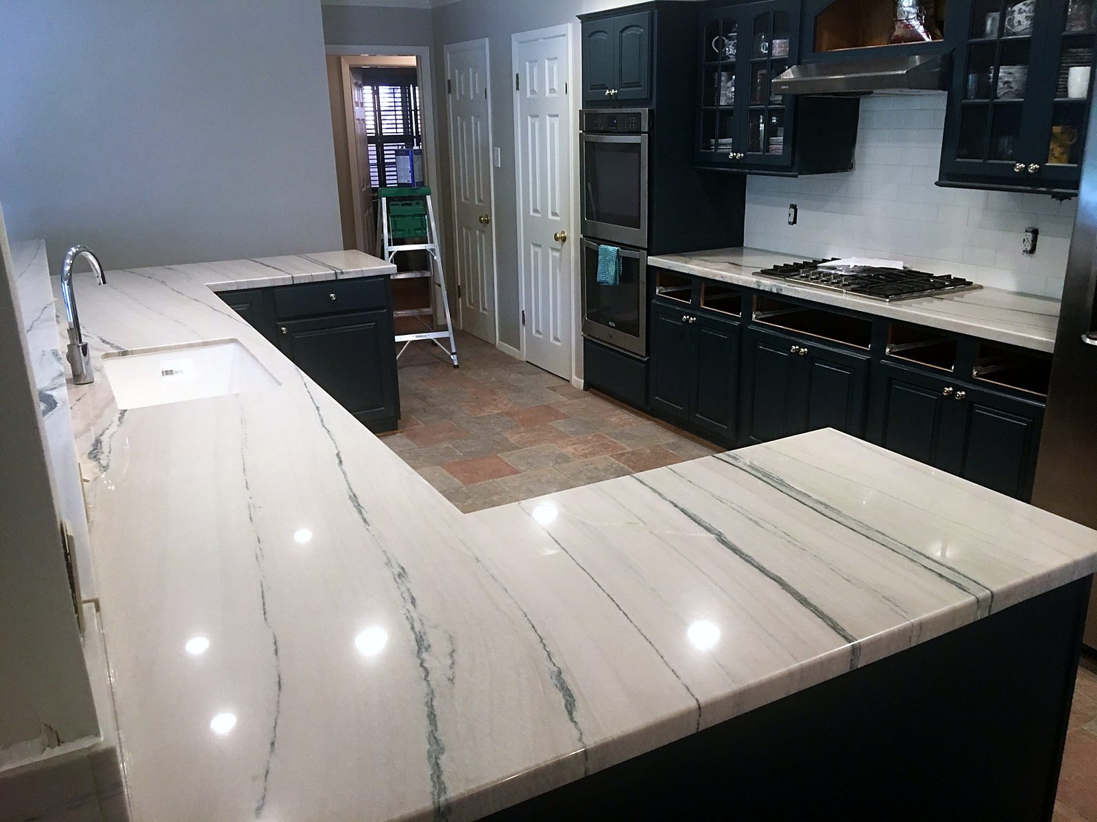 Countertop Edge Profiles: How to Choose the Right Edge for Your Kitchen